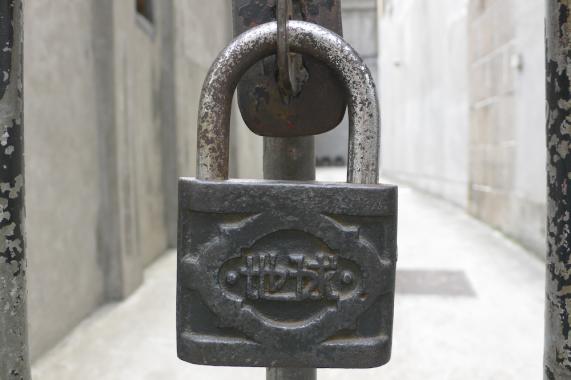 Anyone Got the Key to Unlocking the Market?